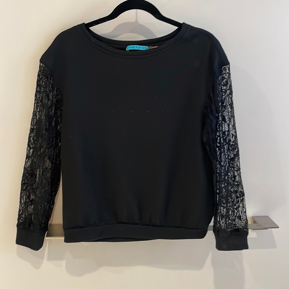 Alice and Olivia black sweatshirt
